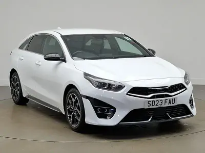 Used Kia ProCeed GT-Line 157 HP (115 kW) 2023 White Estate