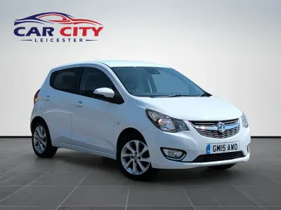 Used Vauxhall Viva 75 HP (55 kW) 2015 White Hatchback