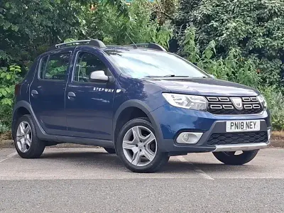 Used Dacia Sandero Lauréate 90 HP (66 kW) 2018 Blue Hatchback