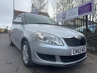 Gebraucht Skoda Fabia SE 69 PS (50 kW) 2013 Silber Kleinwagen