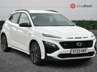 Gebraucht Hyundai Kona N Line 120 PS (88 kW) 2023 Weiß SUV