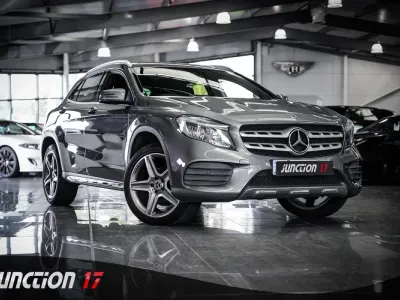 Usado Mercedes GLA200 AMG line 136 HP (100 kW) 2017 Cinzento SUV