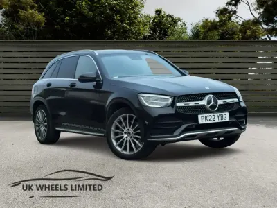 Używany Mercedes GLC300e AMG Line Premium 2022 Czarny Kombi