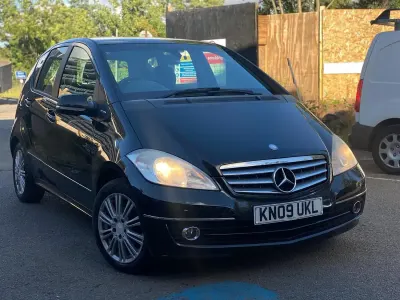 Used Mercedes A150 Elegance 95 HP (69 kW) 2009 Black Hatchback