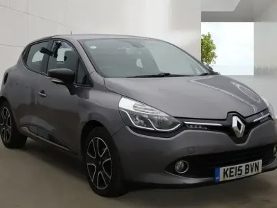 Usado Renault Clio IV Dynamique 90 HP (66 kW) 2015 Cinzento Citadino