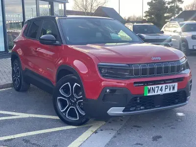 Begagnad Jeep Avenger EV Summit 113 kW (154 HK) 2024 Röd SUV