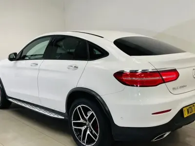 Used Mercedes GLC250 AMG Line Premium 204 HP (150 kW) 2019 SUV
