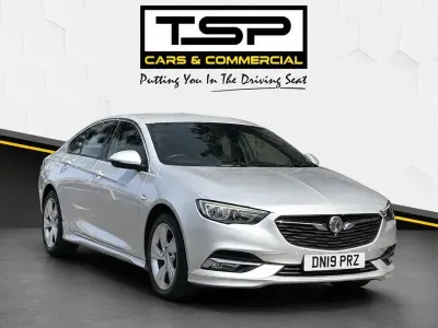 Used Vauxhall Insignia SRi 165 HP (121 kW) 2019 Silver Hatchback