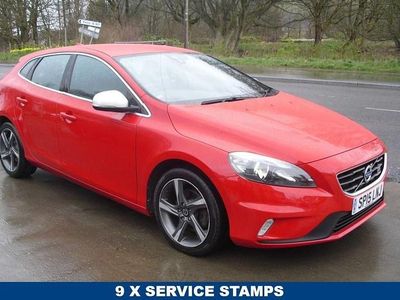 Usado Volvo V40 R-Design 120 CV (88 kW) 2015 Rojo Utilitario