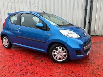 Used Peugeot 107 68 HP (50 kW) 2012 Blue Hatchback