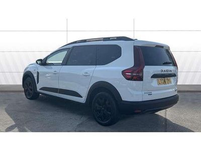 Second-hand Dacia Jogger Extreme 141 CP (103 kW) 2024 Alb Monovolum