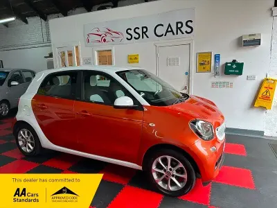 Used Smart ForFour Passion 71 HP (52 kW) 2015 Orange Hatchback