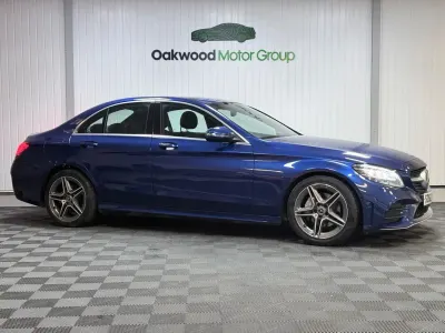 Käytetty Mercedes C220 AMG line 194 HP (142 kW) 2019 Sininen Sedan