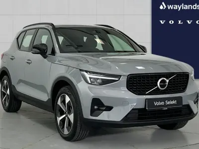 Used Volvo XC40 Plus 161 HP (118 kW) 2026 Grey SUV