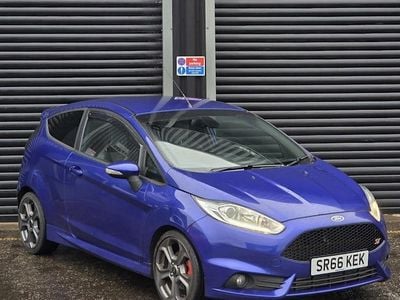 Blue Used 2016 Ford Fiesta ST Hatchback | £6,995 (Expensive)