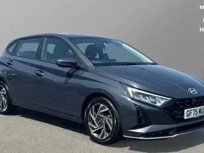 Used Hyundai i20 Advanced 100 HP (73 kW) 2025 Grey Hatchback