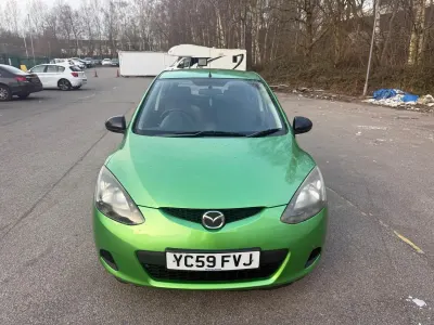 Used Mazda 2 2009 Green Hatchback