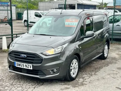 Begagnad Ford Transit Connect Limited 120 HK (88 kW) 2020 Grå Minibuss