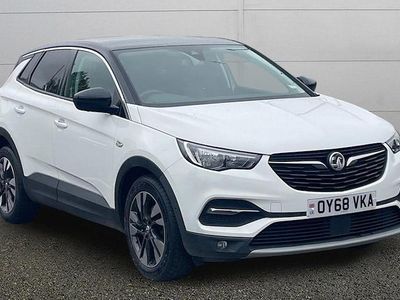 Used Vauxhall Grandland X Sport 131 HP (96 kW) 2018 White SUV