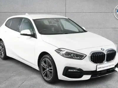 Used BMW 118 Sport Line 134 HP (98 kW) 2021 White Hatchback