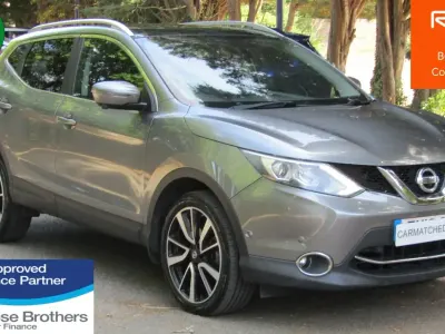 Used Nissan Qashqai Tekna 110 HP (80 kW) 2016 Grey SUV