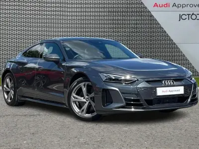 Used Audi e-tron GT quattro Comfort 384 kW (523 HP) 2022 Grey Sedan