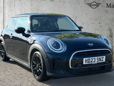 Used Mini Cooper Classic 134 HP (98 kW) 2023 Black Hatchback