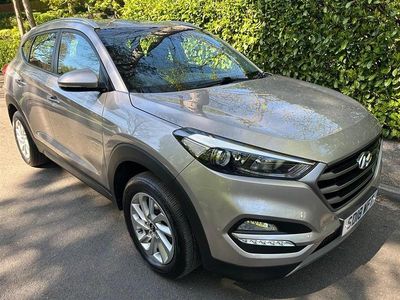 Usado Hyundai Tucson SE 177 CV (130 kW) 2018 Beige SUV