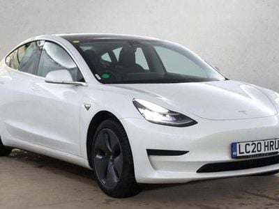 Used Tesla Model 3 Standard Range Plus 177 kW (241 HP) 2020 White Sedan