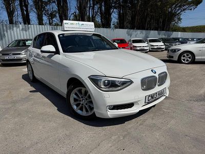 Used BMW 116 Sport Line 2025 White Hatchback