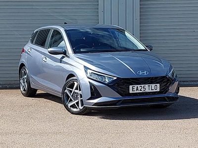 Used Hyundai i20 Premium 100 HP (73 kW) 2025 Blue Hatchback
