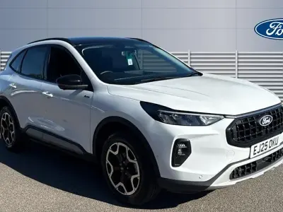 Używany Ford Kuga Active 183 KM (134 kW) 2025 Biały SUV
