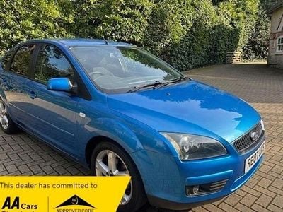 Used Ford Focus Zetec 2007 Blue Hatchback
