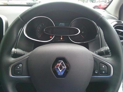 Used Renault Clio IV GT-Line 2019 White Hatchback