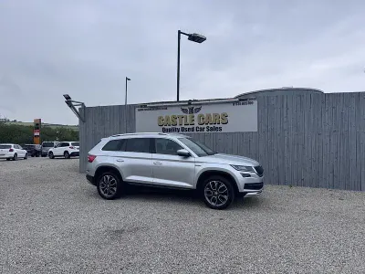 Usado Skoda Kodiaq Scout 4x4 190 CV (139 kW) 2018 Plateado SUV