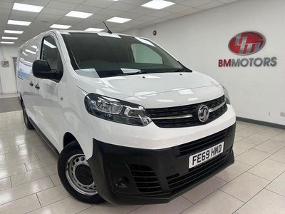 Used Vauxhall Vivaro Edition 100 HP (73 kW) 2019 White MPV