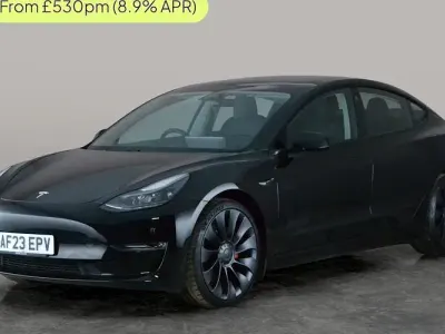 Używany Tesla Model 3 Performance 461 kW (627 KM) 2023 Czarny Sedan/Limuzyna