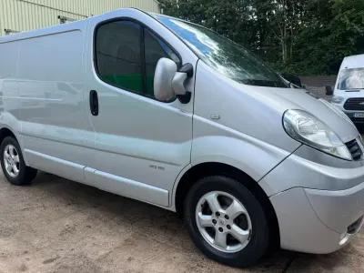 Used Renault Trafic 115 HP (84 kW) 2014 Silver MPV