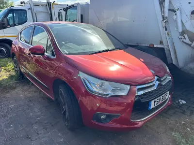 Usado Citroën DS4 2011 Rojo Utilitario