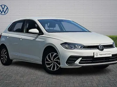 Used VW Polo Life 95 HP (69 kW) 2023 White Hatchback