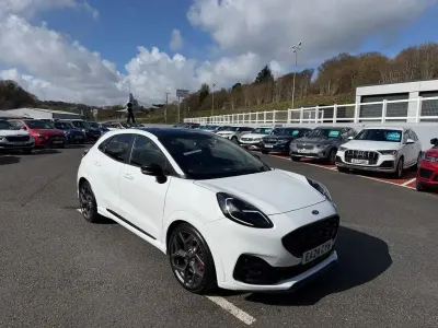 Used Ford Puma ST 170 HP (125 kW) 2024 White SUV