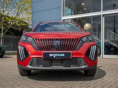 Used Peugeot 2008 Allure 129 HP (94 kW) 2024 Red SUV