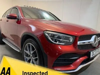 Used Mercedes GLC300 AMG Line Premium Plus 258 HP (189 kW) 2021 Red SUV