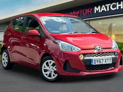 Used Hyundai i10 SE 67 HP (49 kW) 2017 Red Hatchback