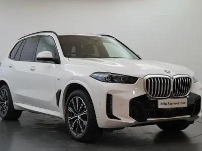 Begagnad BMW X5 M Sport 482 HK (354 kW) 2024 Vit SUV