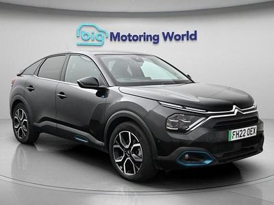 Begagnad Citroën e-C4 Shine 100 kW (136 HK) 2022 Halvkombi