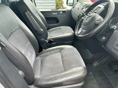 Usado VW Caravelle Executive 2012 Prateado Monovolume