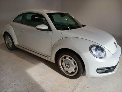 Used VW Beetle Design 105 HP (77 kW) 2014 White Hatchback