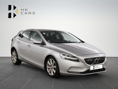 Used Volvo V40 Inscription 120 HP (88 kW) 2017 Silver Hatchback