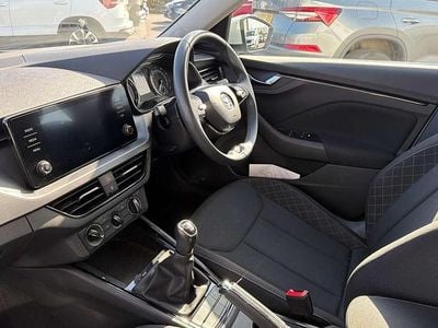 Begagnad Skoda Kamiq SE 94 HK (69 kW) 2022 Vit SUV